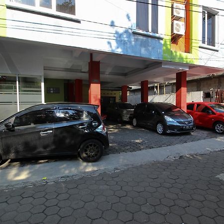 Reddoorz Plus Near Lippo Plaza Jogjakarta Джок'якарта Екстер'єр фото