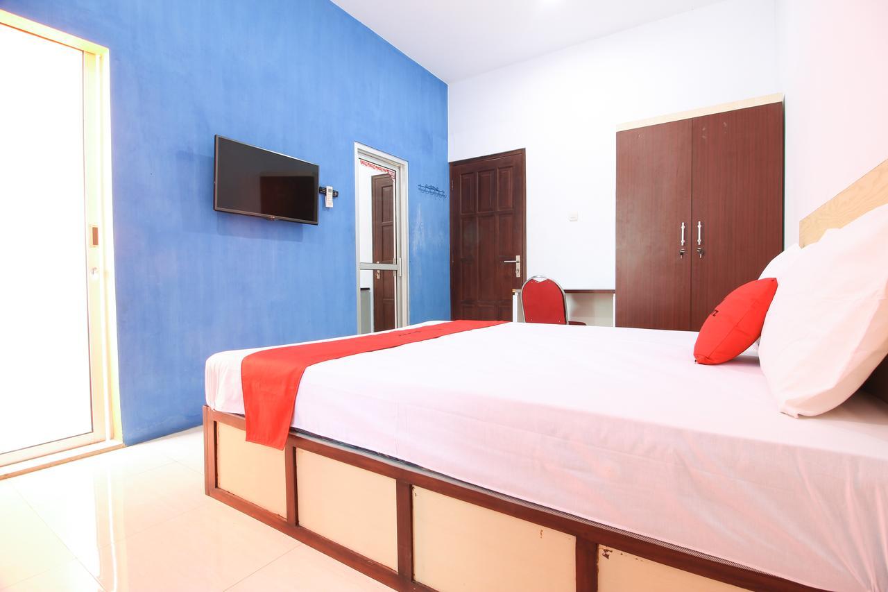 Reddoorz Plus Near Lippo Plaza Jogjakarta Джок'якарта Екстер'єр фото